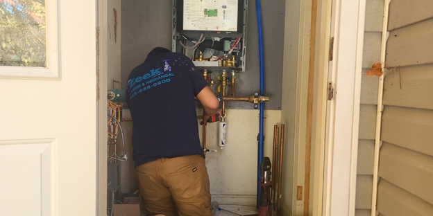 How to Repair a Corroded Gas Line 