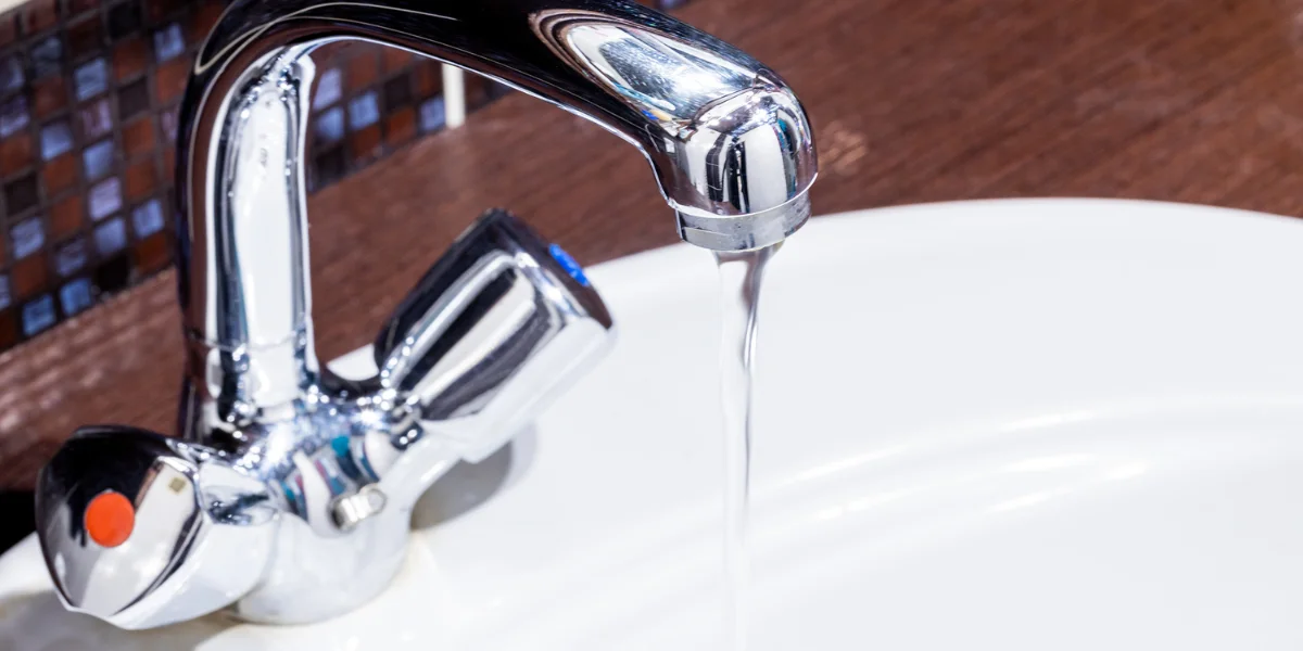 Read more about the article Low Water Pressure at Your Faucet? 5 Possible Causes and Fixes 